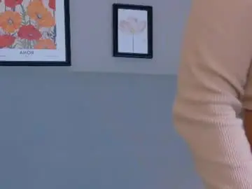 Chaturbate Watch Live Sex Cams of naomivelvet_