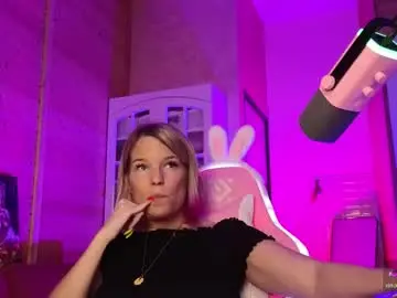Chaturbate Live Porn of findom_lady_shine