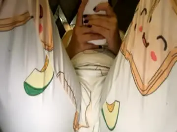 Chaturbate Live Sex Cam of isabellakoffs