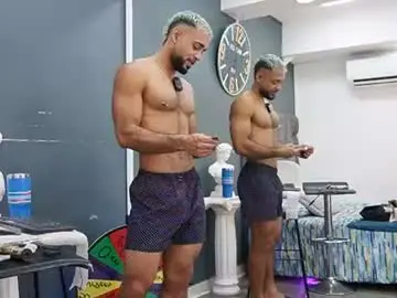 Chaturbate Best live sex cam show of emilio_brandon