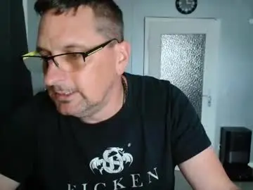 Chaturbate Adult Video Chat of wirzwei8883
