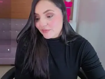 Chaturbate Free Porn Cam of anthonella_stone_t