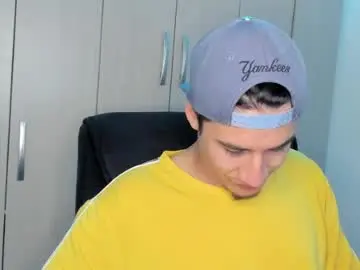 Chaturbate Best live sex cam show of dominic_radccliffe