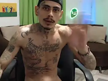 Chaturbate Nude Webcam of alpha_zom