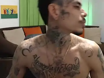 Chaturbate Adult Webcam of alpha_zom