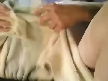Chaturbate Live Sex Cam of aroundhere2much