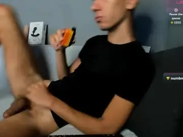 Chaturbate Nude Webcam of benny_powell