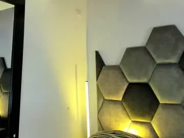 Chaturbate Live Sex Cam of cloy_areo