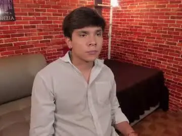 Chaturbate Live Porn of thiago_kozak
