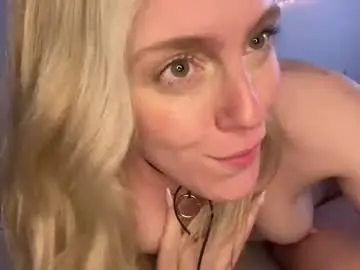 Chaturbate Nude Webcam of emmaonlyx1