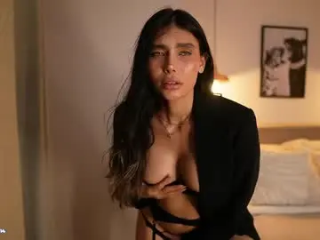 Chaturbate Live Sex Cam of abril_w18