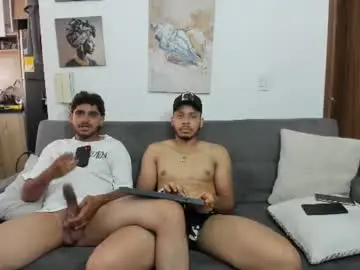 Chaturbate Nude Webcam of straight__friends