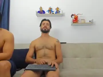 Chaturbate Live Sex Cam of straight__friends