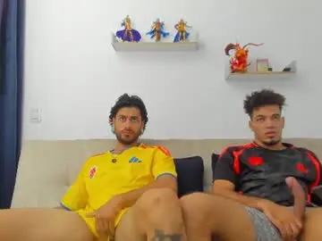 Chaturbate Adult Video Chat of straight__friends