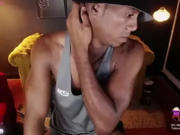 Chaturbate Live Porn of athleticbig_cock