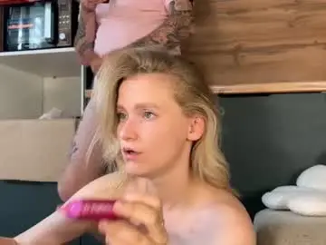 Chaturbate Sex Chat of adele_nick2202