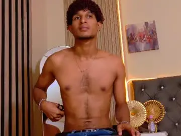 Chaturbate Live Sex Cam of alex_bloom_