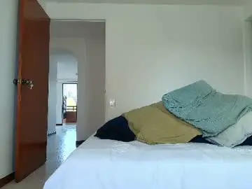 Chaturbate Adult Video Chat of alejandro_bigcock