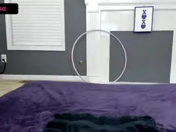 Chaturbate Free Porn Cam of v_plays
