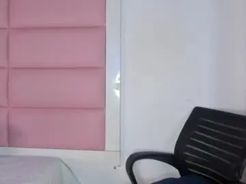 Chaturbate Live Sex Cam of amaranttaylunay