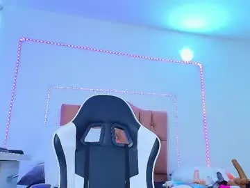 Chaturbate Watch Live Sex Cams of naomi_diamond_
