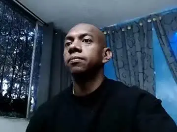 Chaturbate Free Porn Cam of tom_miller