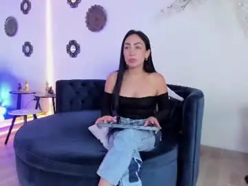 Chaturbate Watch Live Sex Cams of mia_davis__