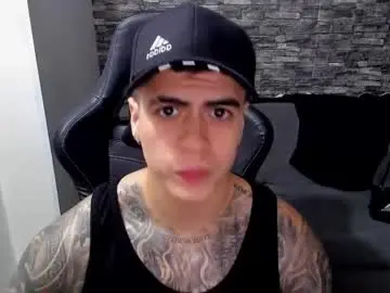 Chaturbate Live Sex of mathew_wolf4