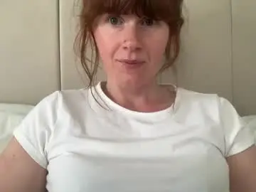 Chaturbate Adult Video Chat of red_head_rosie_69
