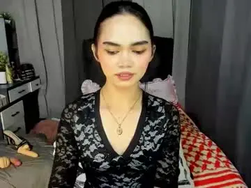 Chaturbate Live Porn of naughty_emmats