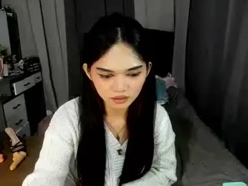 Chaturbate Free Live Porn of naughty_emmats