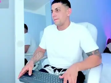 Chaturbate Live Porn of alex_cute77