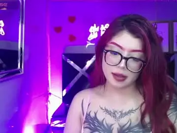 Chaturbate Live Sex Cam of red_bunny_v