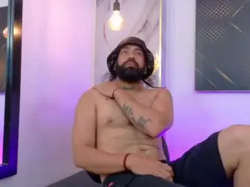 Chaturbate Live Sex of theronnyone