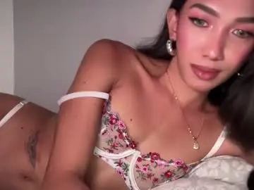 Chaturbate Sex Chat of azalea_cum69