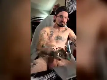 Chaturbate Live Sex Cam of dennisman4151