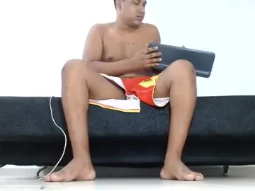 Chaturbate Free Porn Cam of giant_feet