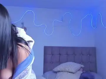 Chaturbate Live Sex Cam of alaia_alegria