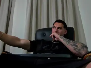 Chaturbate Live Sex Cam of clintmasterss