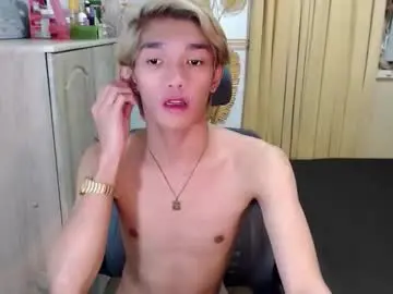 Chaturbate Free Porn Cam of urasian_john20