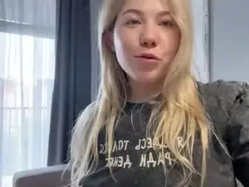 Chaturbate Adult Video Chat of alyrasun