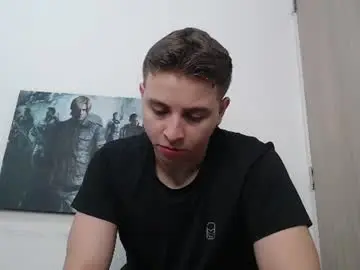 Chaturbate Live Sex Cam of draco_boy2000