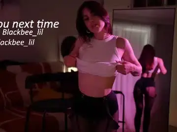 Chaturbate Sex Chat of _blackbee_
