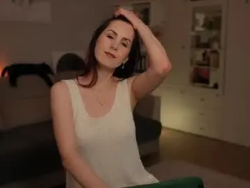 Chaturbate Free Porn Cam of _blackbee_