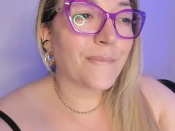 Chaturbate Live Sex of naty__mature_