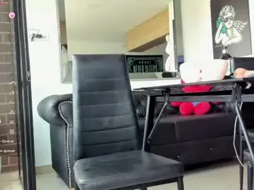 Chaturbate Free Porn Cam of pretur_crubaa