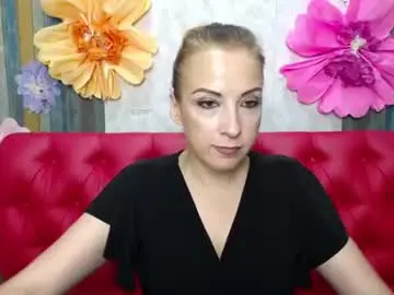 Chaturbate Live Sex Cam of elizabethsho