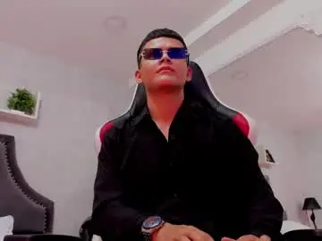 Chaturbate Free Porn Cam of dylanroyce_