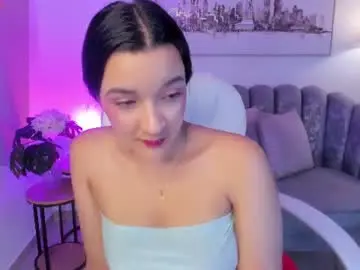 Chaturbate Live Sex Cam of kiara_wren