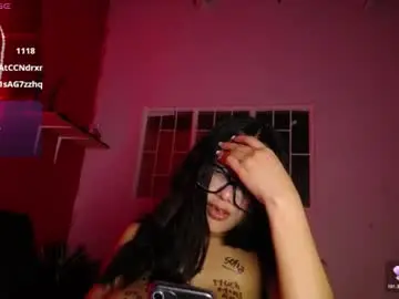Chaturbate Sex Cam of kira_milk1